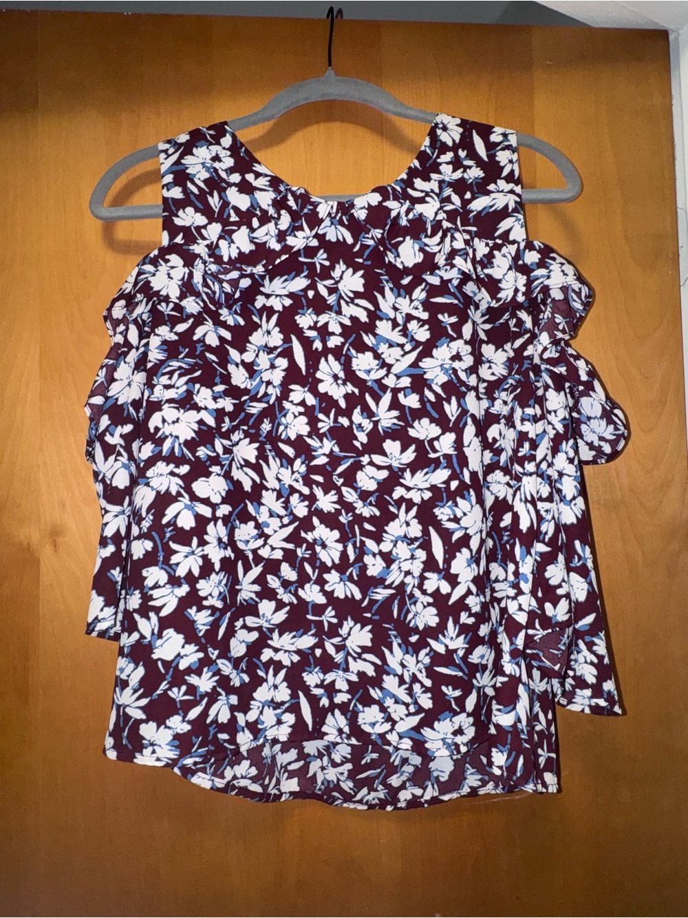 Timing White Floral Cold-Shoulder Blouse on Burgundy